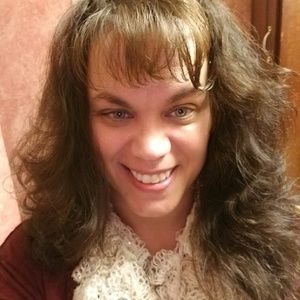 Meet your Posher, Carla